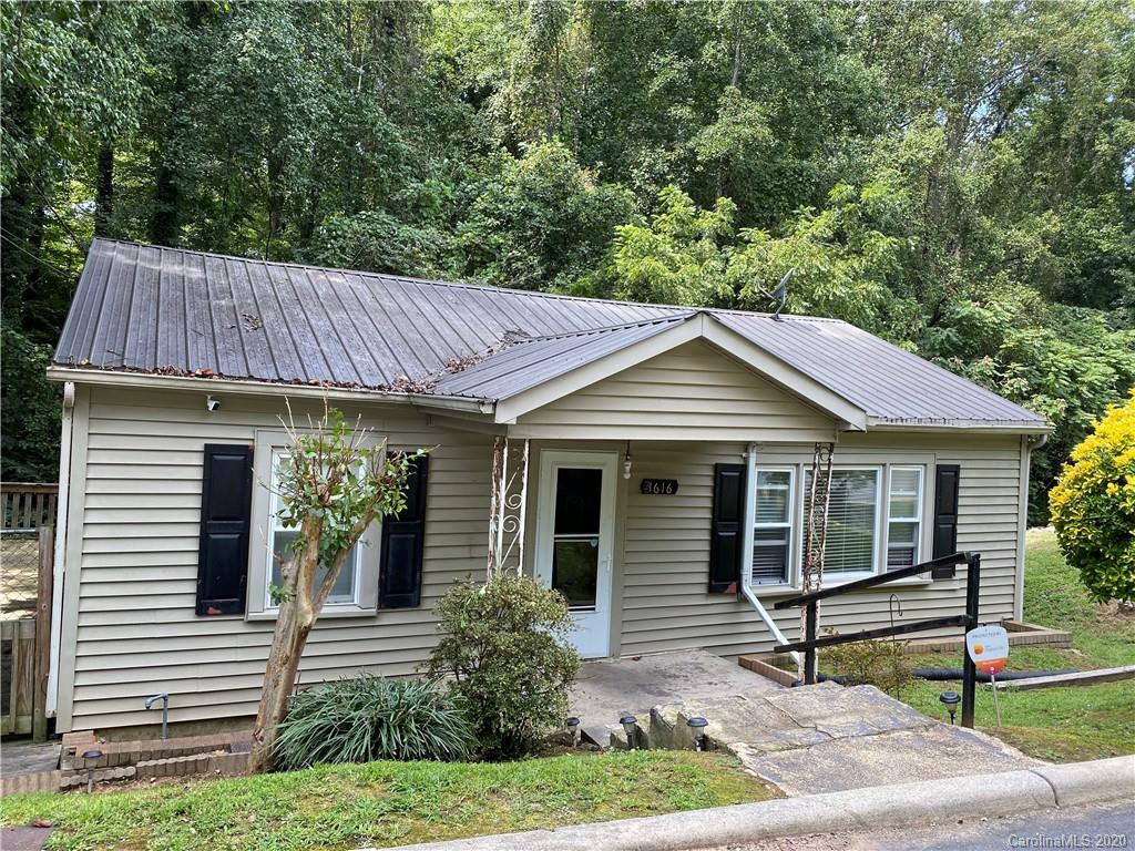 1616 3rd Street Statesville NC 28677