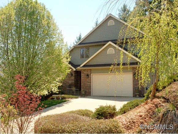 200 Forest Knoll Court Weaverville NC 28787