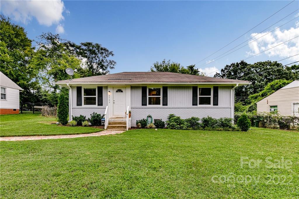 6509 Skycrest Lane Charlotte NC 28217