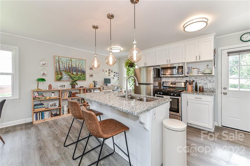 6509 Skycrest Lane Charlotte NC 28217