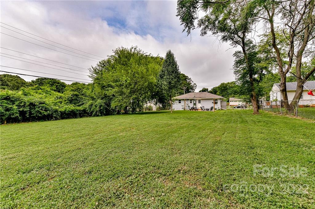 6509 Skycrest Lane Charlotte NC 28217
