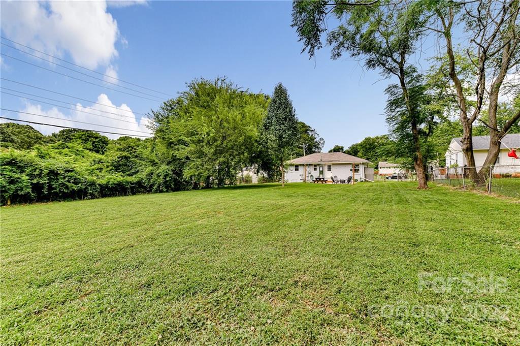 6509 Skycrest Lane Charlotte NC 28217