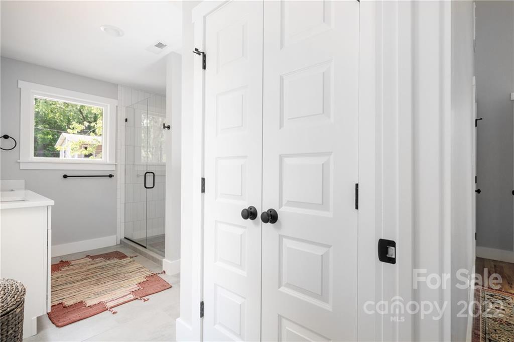 66 Brownwood Avenue Asheville NC 28806