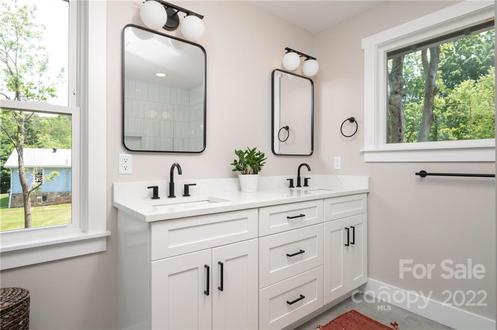 66 Brownwood Avenue Asheville NC 28806