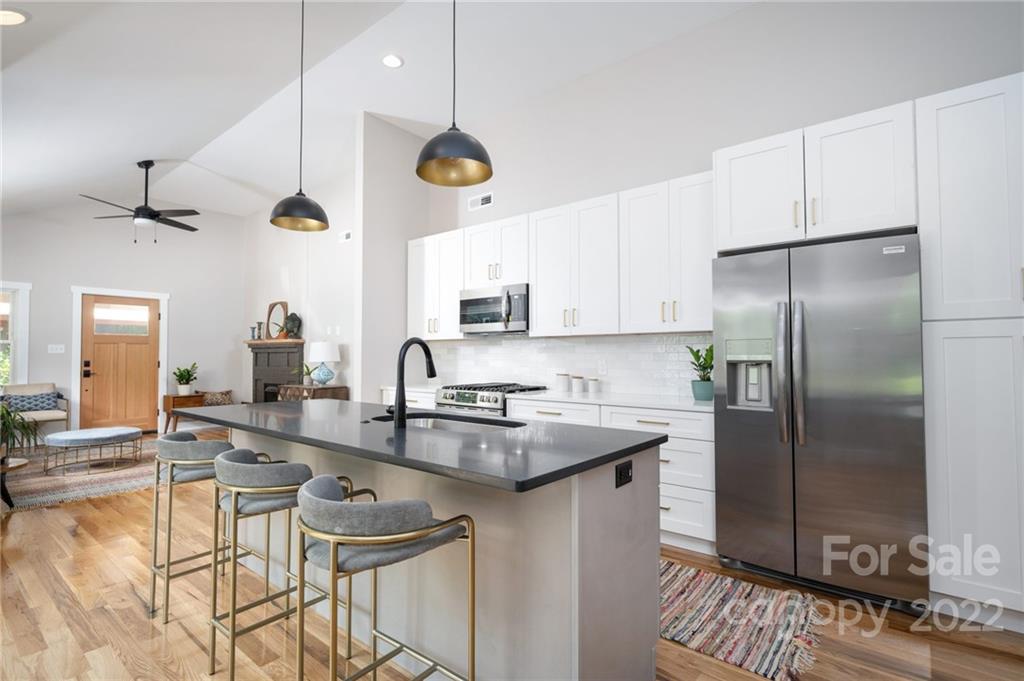 66 Brownwood Avenue Asheville NC 28806