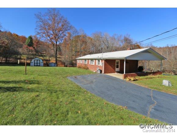 238 Julia Lane Maggie Valley NC 28751