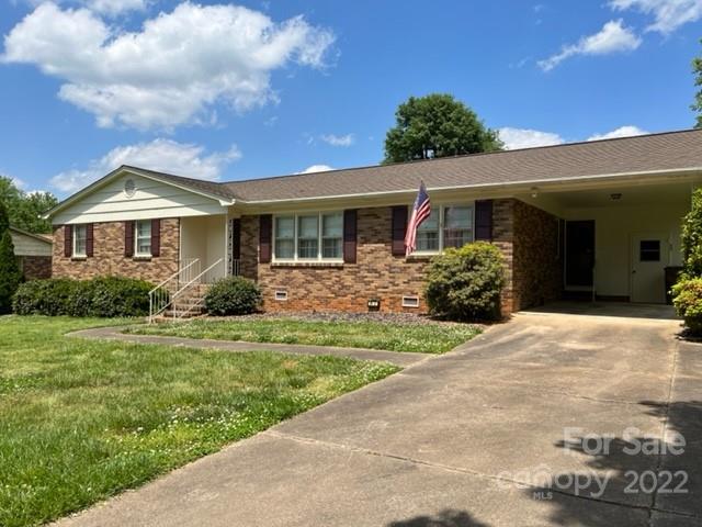 810 Surry Drive Shelby NC 28152