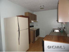 8 Somerset Road Arden NC 28704