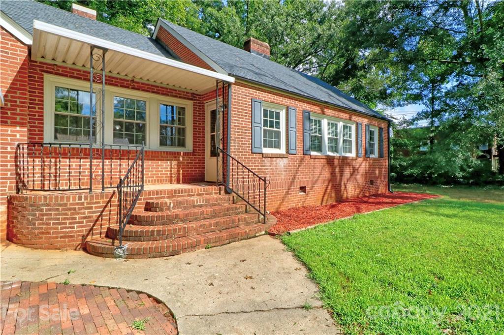 105 Stony Point School Road Stony Point NC 28678