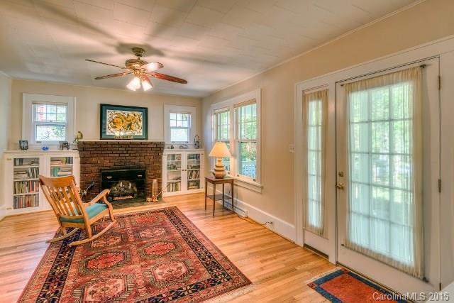 42 Tacoma Street Asheville NC 28801
