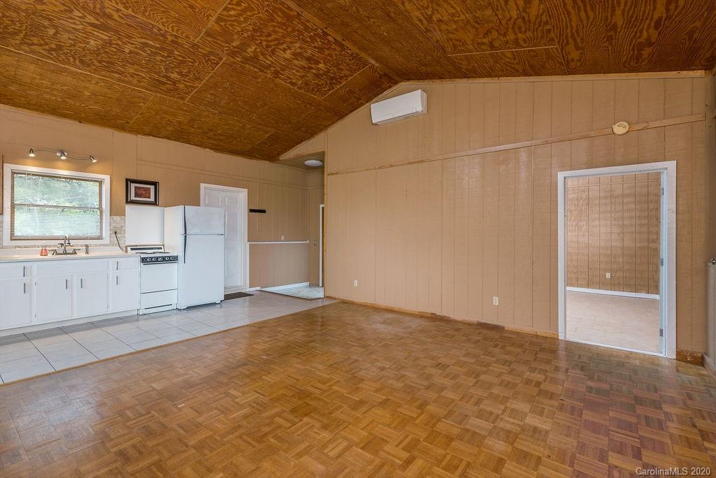 30 Rock Springs Lane Fairview NC 28730
