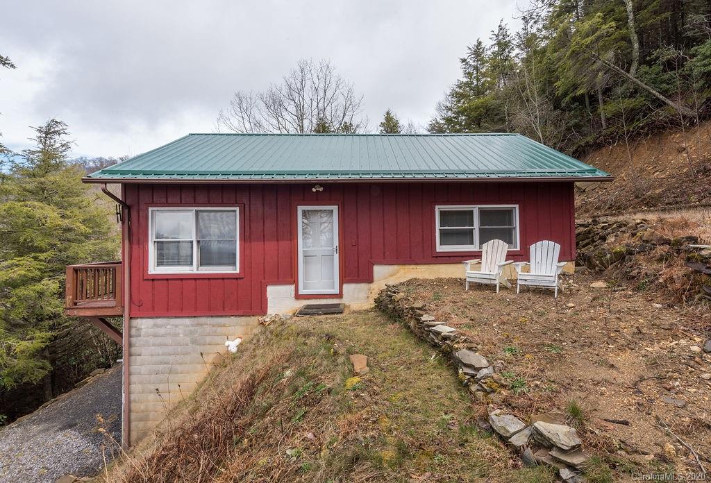 30 Rock Springs Lane Fairview NC 28730
