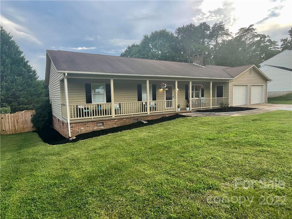 480 26th Avenue NE Hickory NC 28601