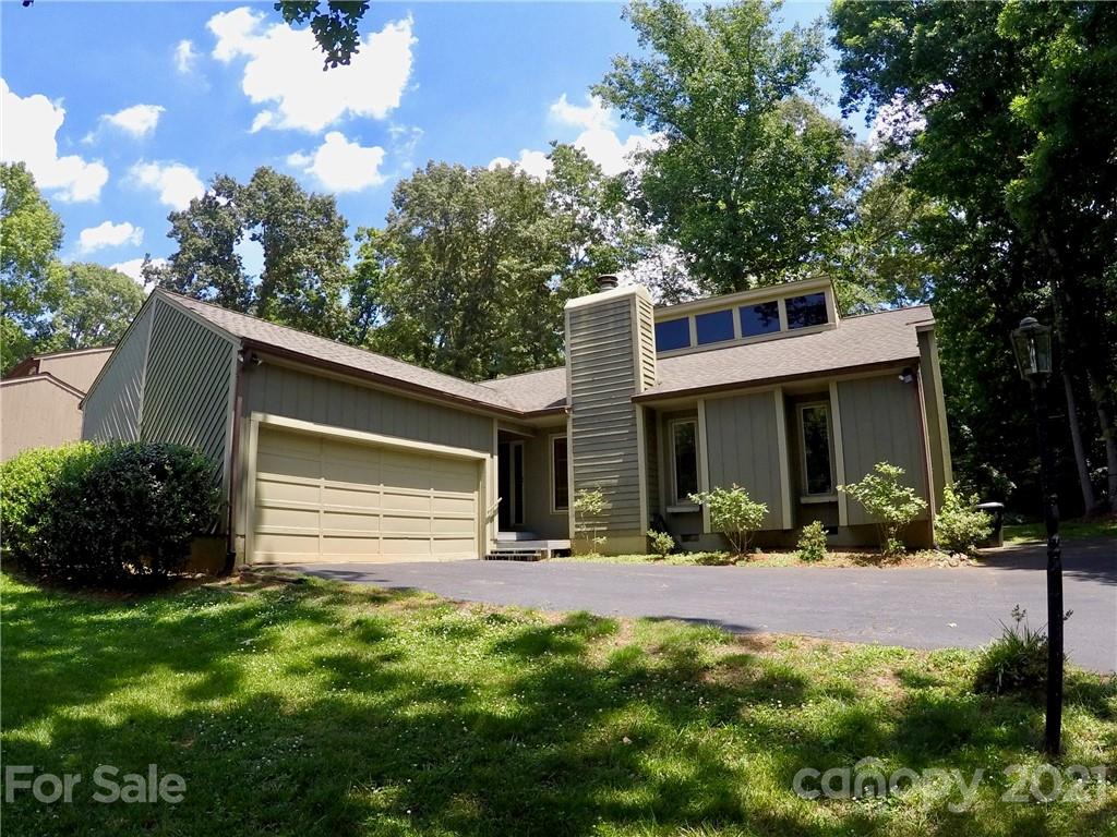 1748 4th Street Court NE Hickory NC 28601