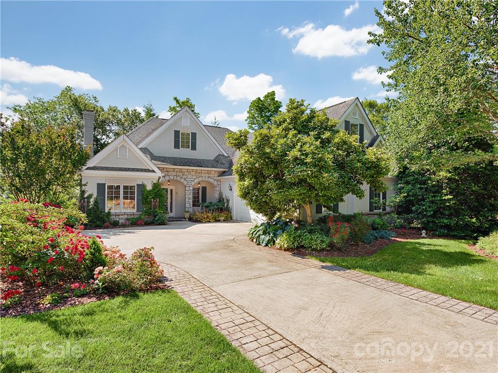 10 Clovelly Way Asheville NC 28803