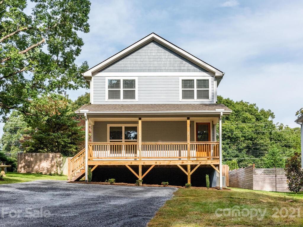 8 Maultsby Lane Asheville NC 28805