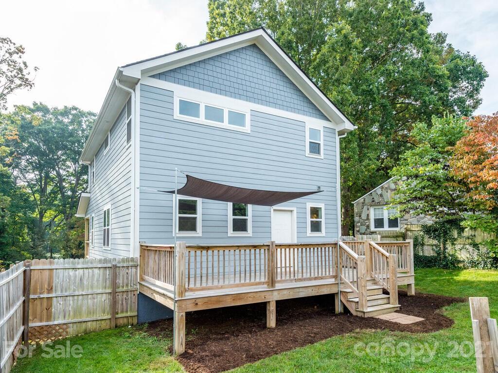 8 Maultsby Lane Asheville NC 28805