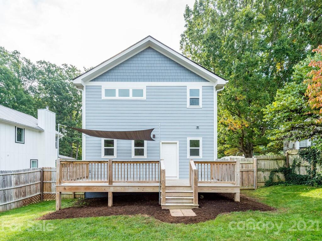 8 Maultsby Lane Asheville NC 28805