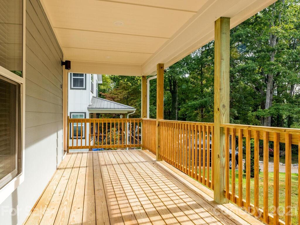 8 Maultsby Lane Asheville NC 28805