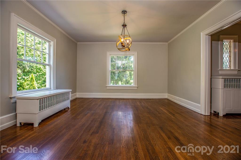 84 Kimberly Avenue Asheville NC 28804