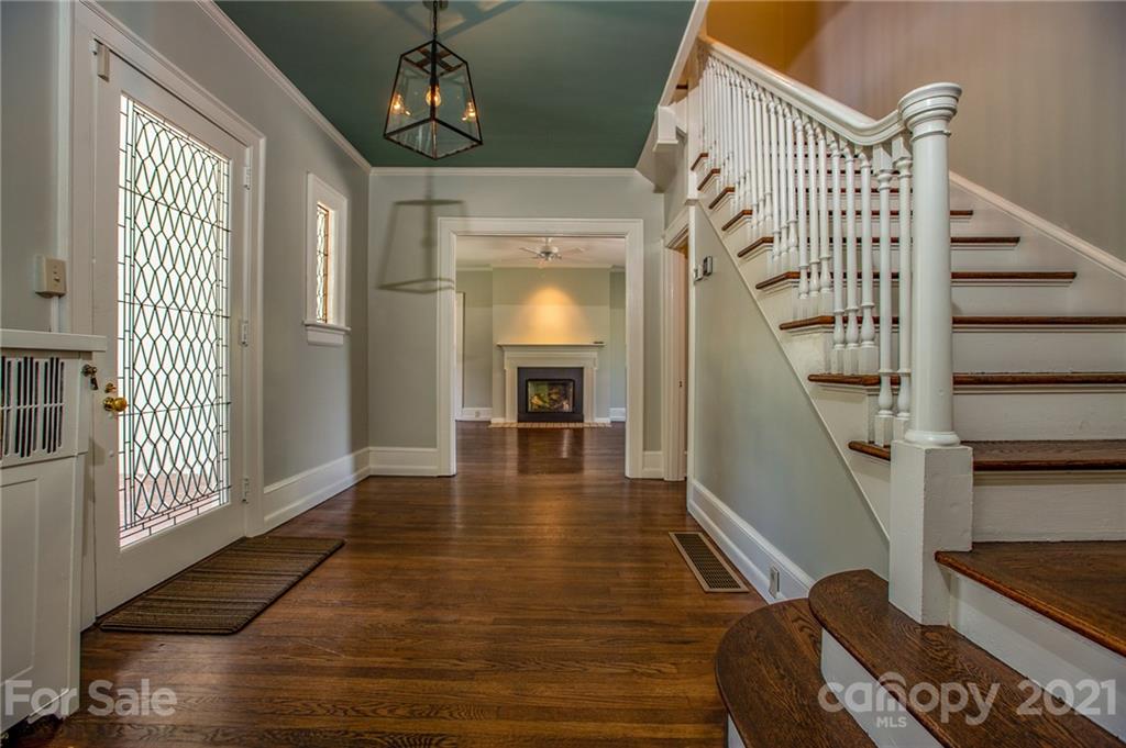 84 Kimberly Avenue Asheville NC 28804