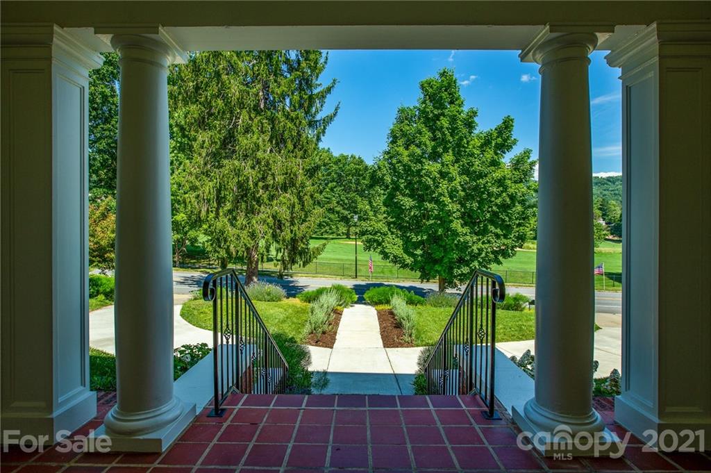 84 Kimberly Avenue Asheville NC 28804