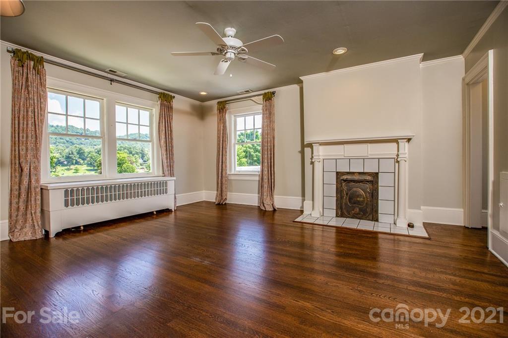 84 Kimberly Avenue Asheville NC 28804