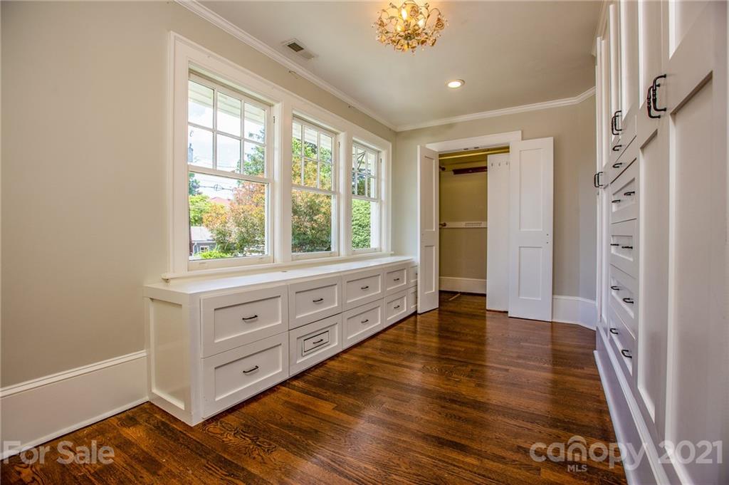 84 Kimberly Avenue Asheville NC 28804