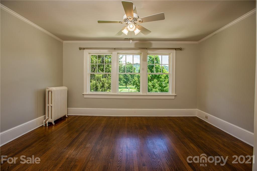 84 Kimberly Avenue Asheville NC 28804
