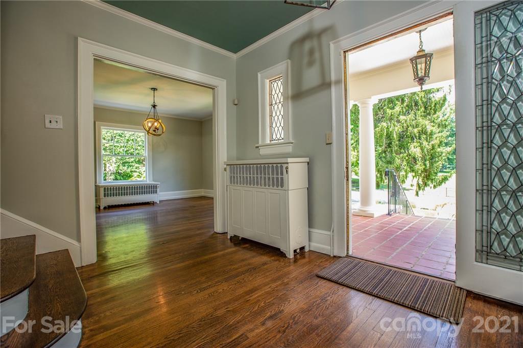 84 Kimberly Avenue Asheville NC 28804