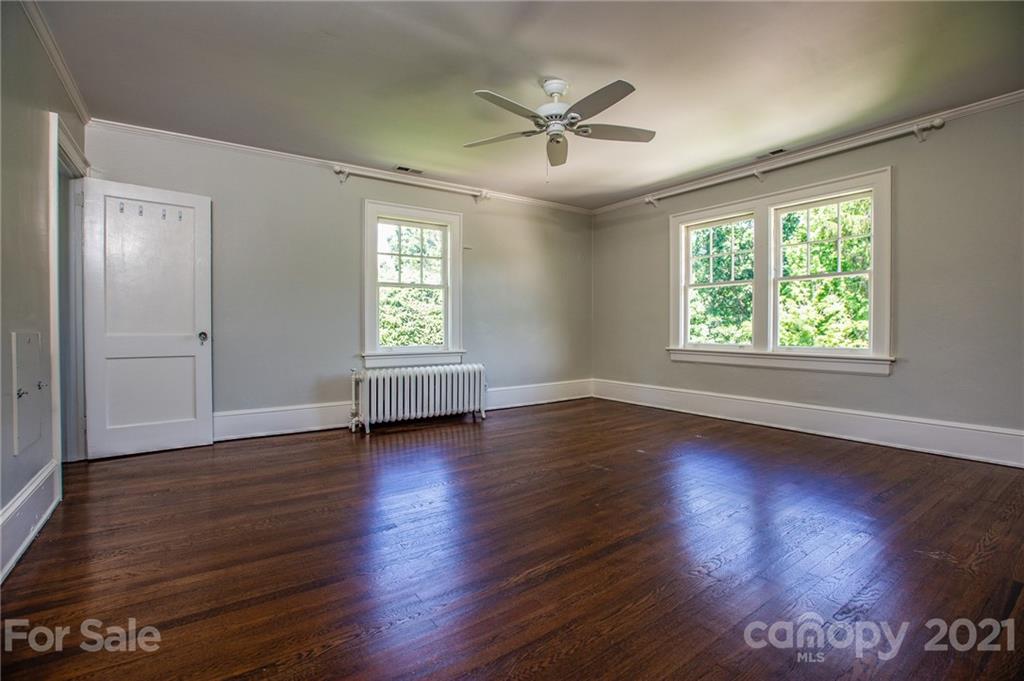 84 Kimberly Avenue Asheville NC 28804