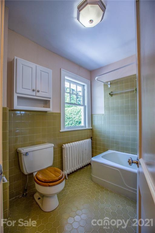 84 Kimberly Avenue Asheville NC 28804