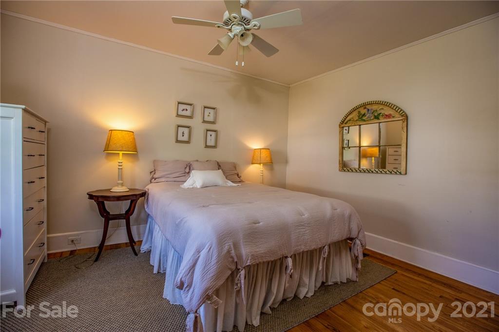 84 Kimberly Avenue Asheville NC 28804