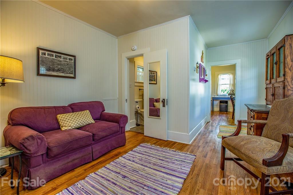 84 Kimberly Avenue Asheville NC 28804