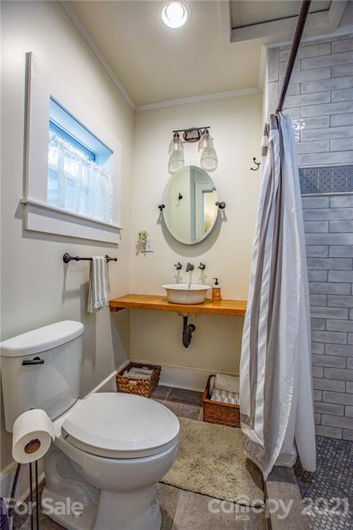 84 Kimberly Avenue Asheville NC 28804