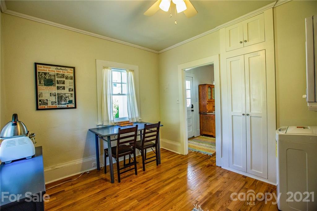 84 Kimberly Avenue Asheville NC 28804