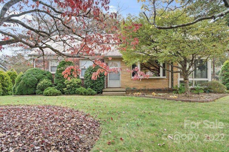 3204 16th Street NE Hickory NC 28601