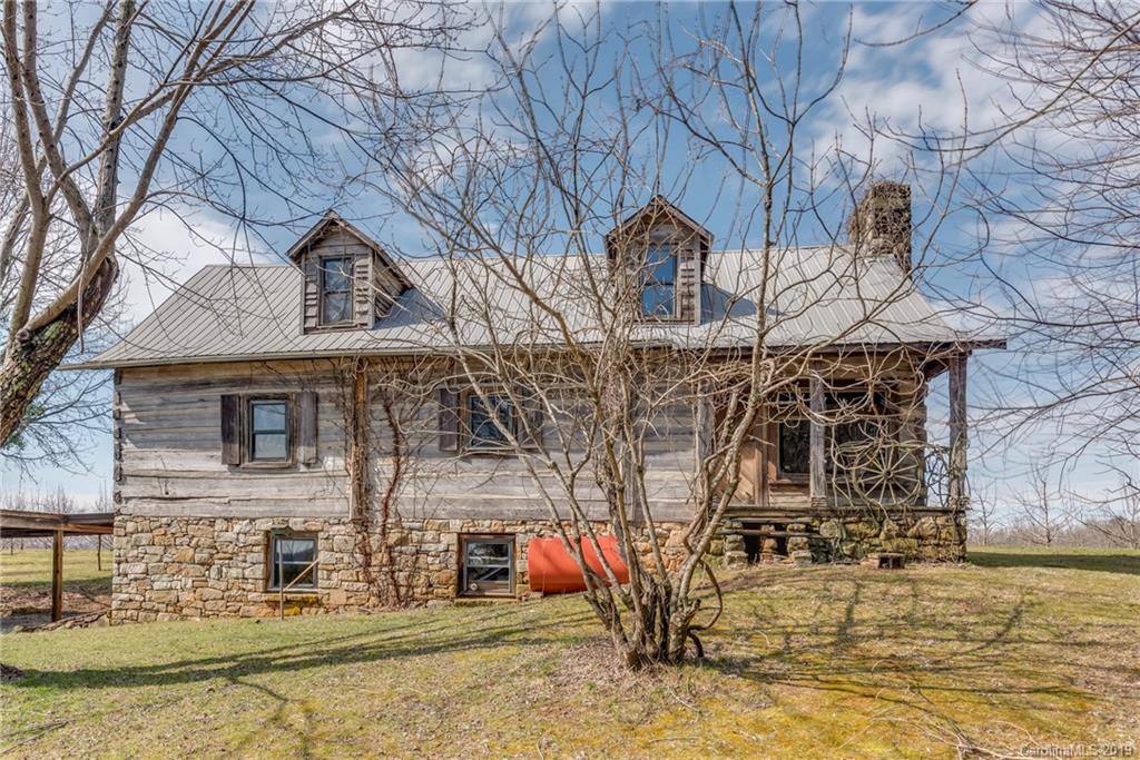 210 Twin Lakes Drive Flat Rock NC 28731
