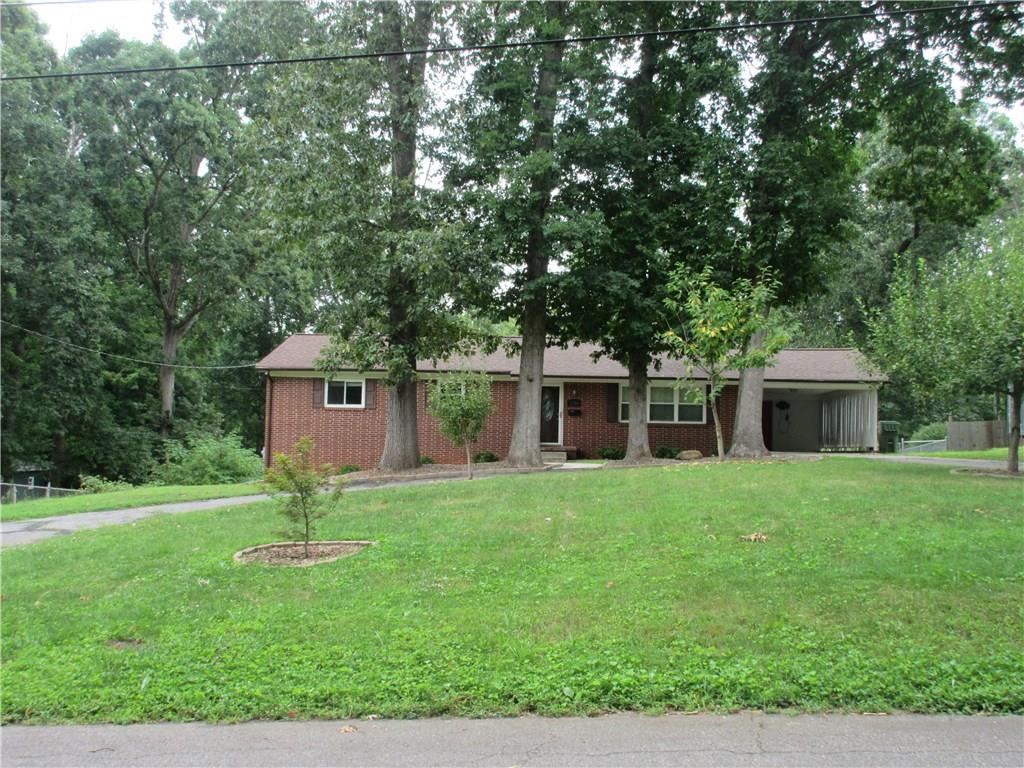 1156 11th Street Circle NW Hickory NC 28601