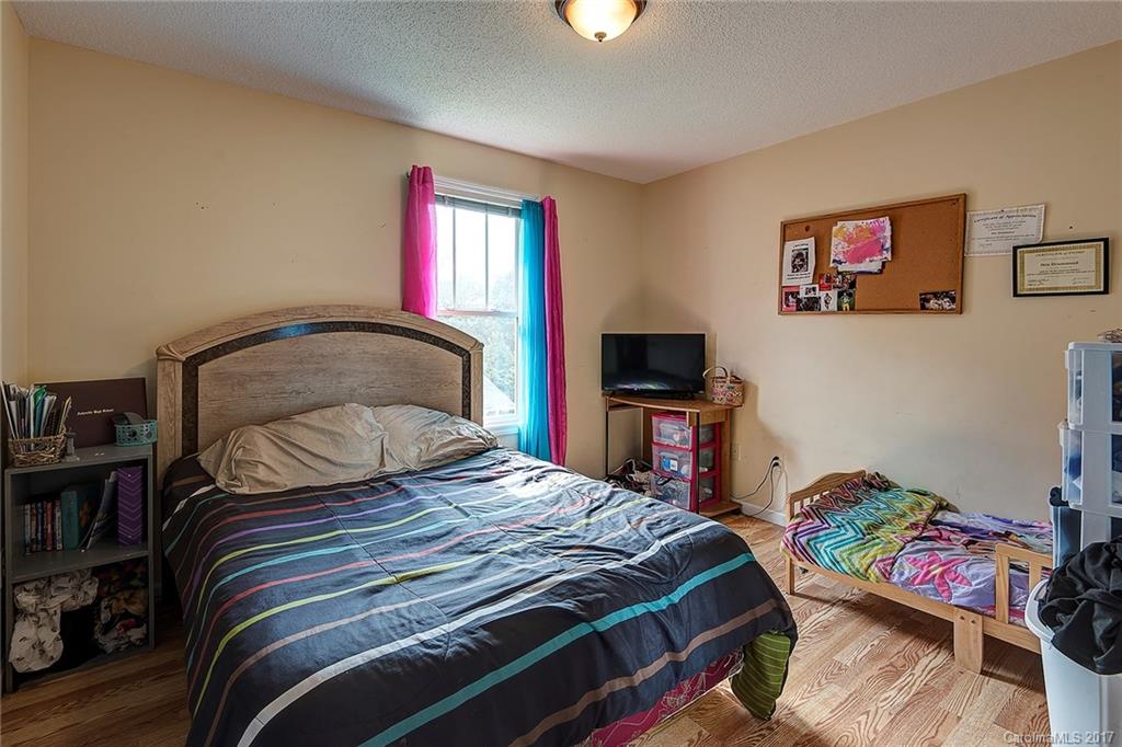 18 Brotherton Avenue Asheville NC 28806