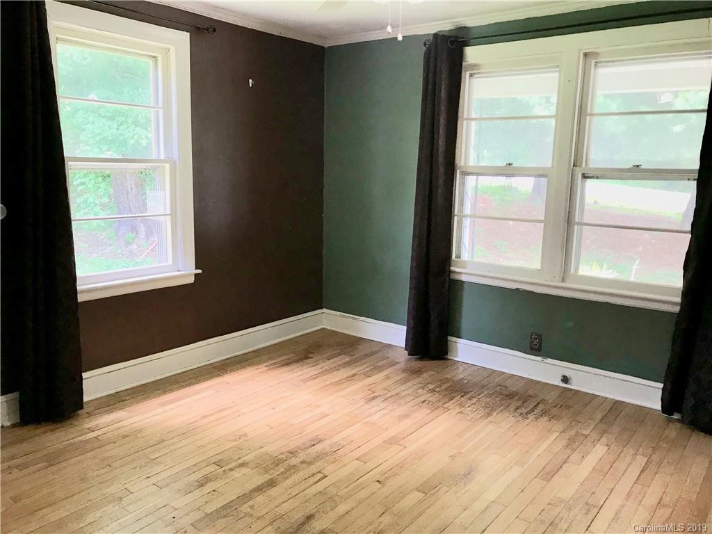 2906 Rabbit Skin Road Waynesville NC 28785