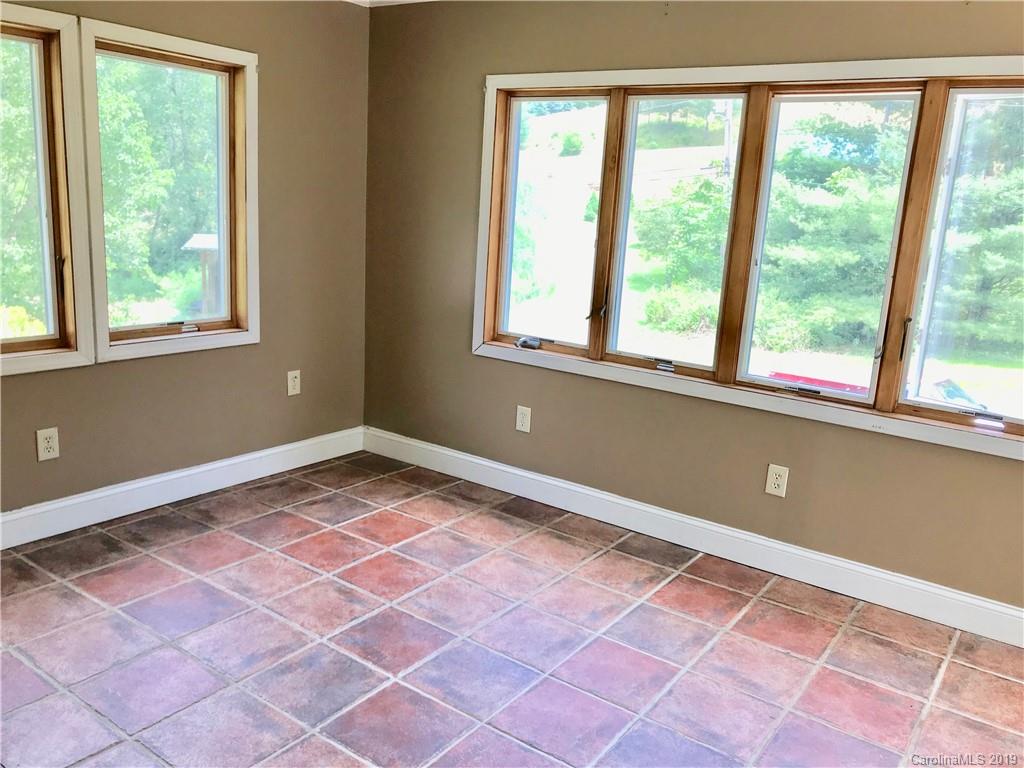 2906 Rabbit Skin Road Waynesville NC 28785