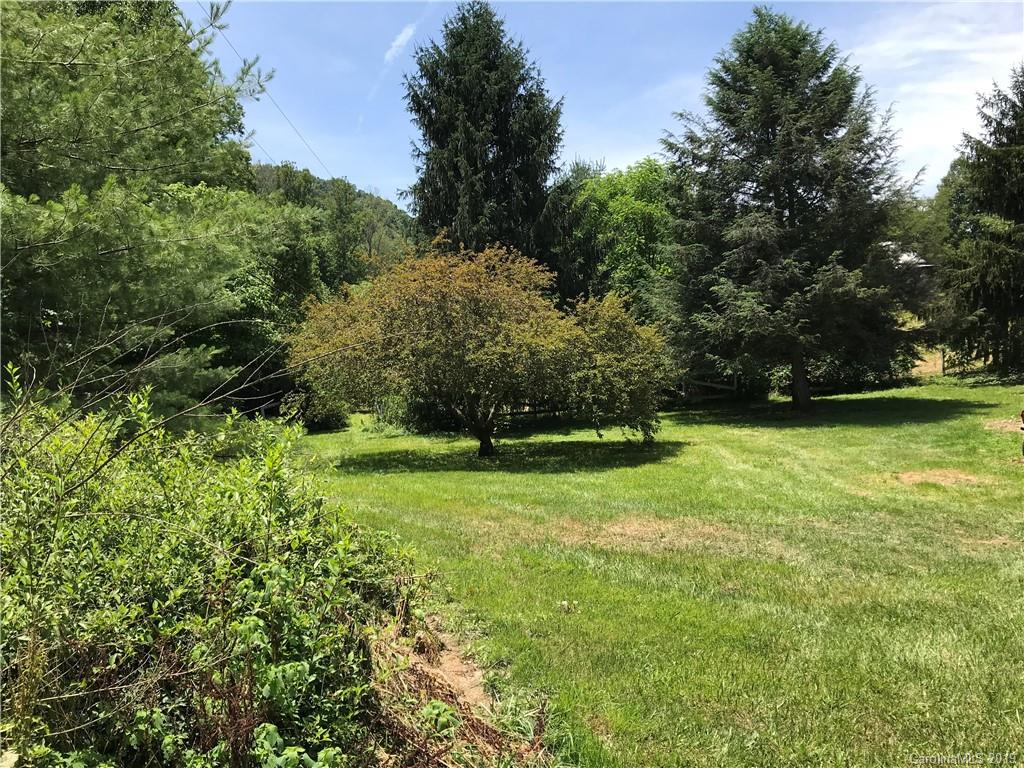 2906 Rabbit Skin Road Waynesville NC 28785