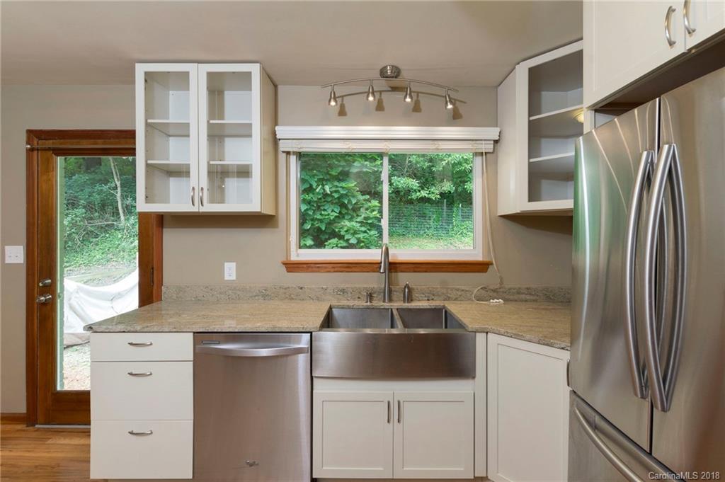 19 Mayfield Road Asheville NC 28804
