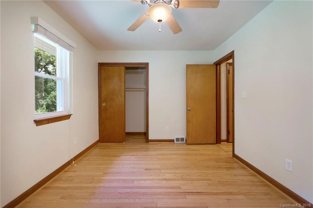 19 Mayfield Road Asheville NC 28804