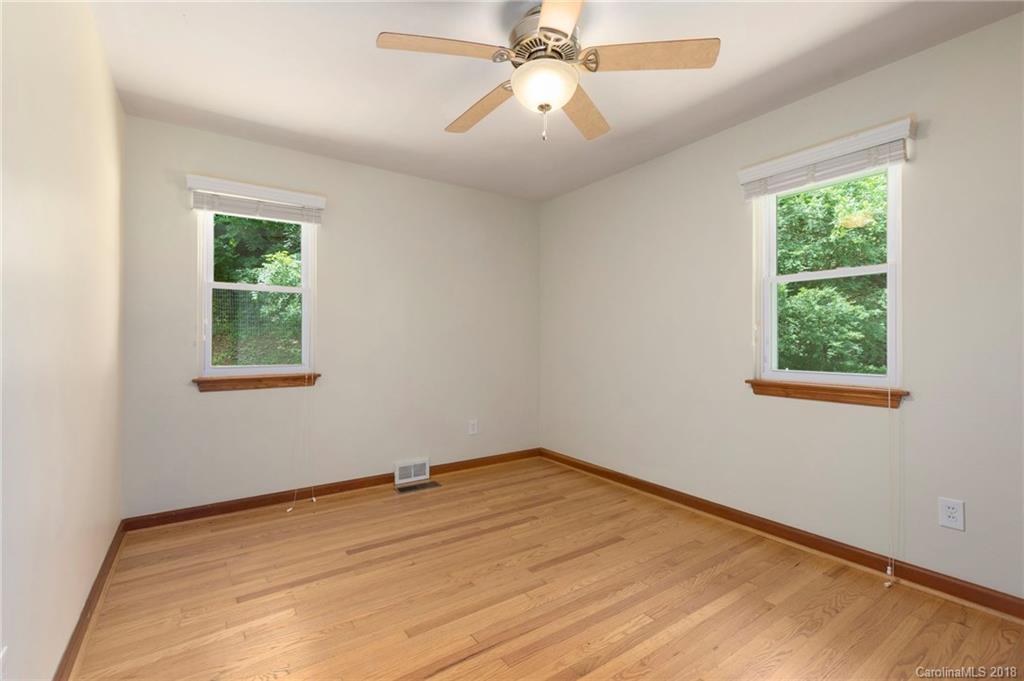 19 Mayfield Road Asheville NC 28804
