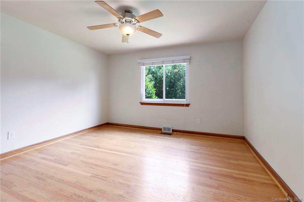 19 Mayfield Road Asheville NC 28804