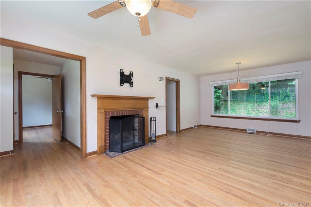 19 Mayfield Road Asheville NC 28804