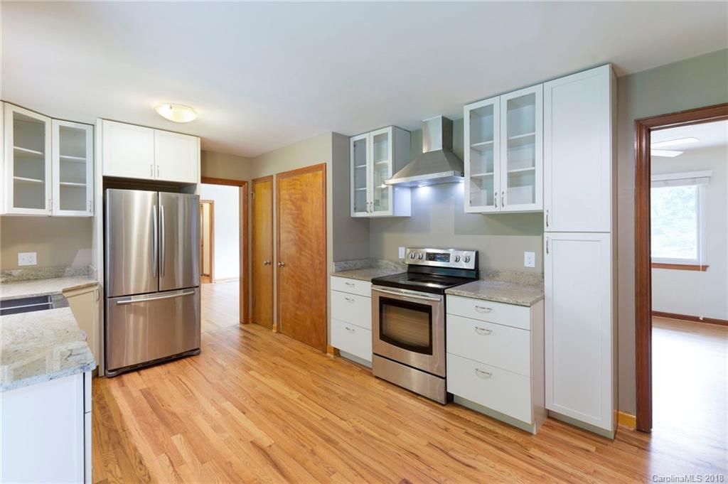 19 Mayfield Road Asheville NC 28804