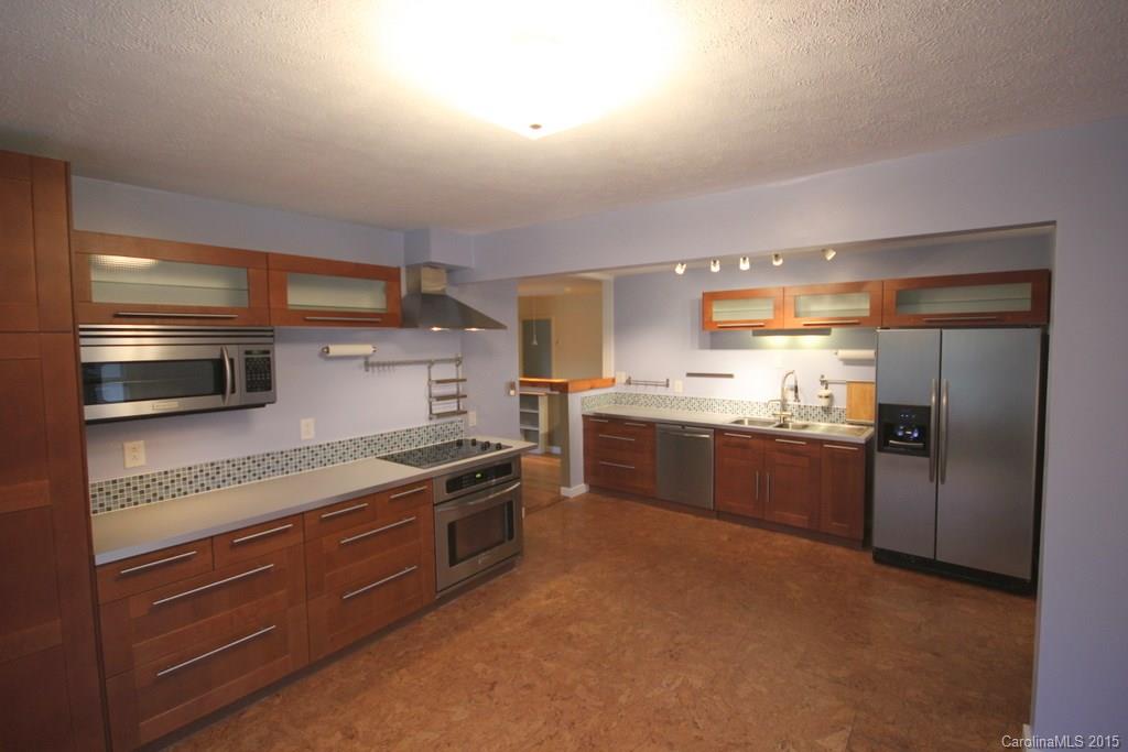 65 Cub Road Asheville NC 28806
